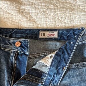 GAP Women's High Rise Curvy Barrel Jeans